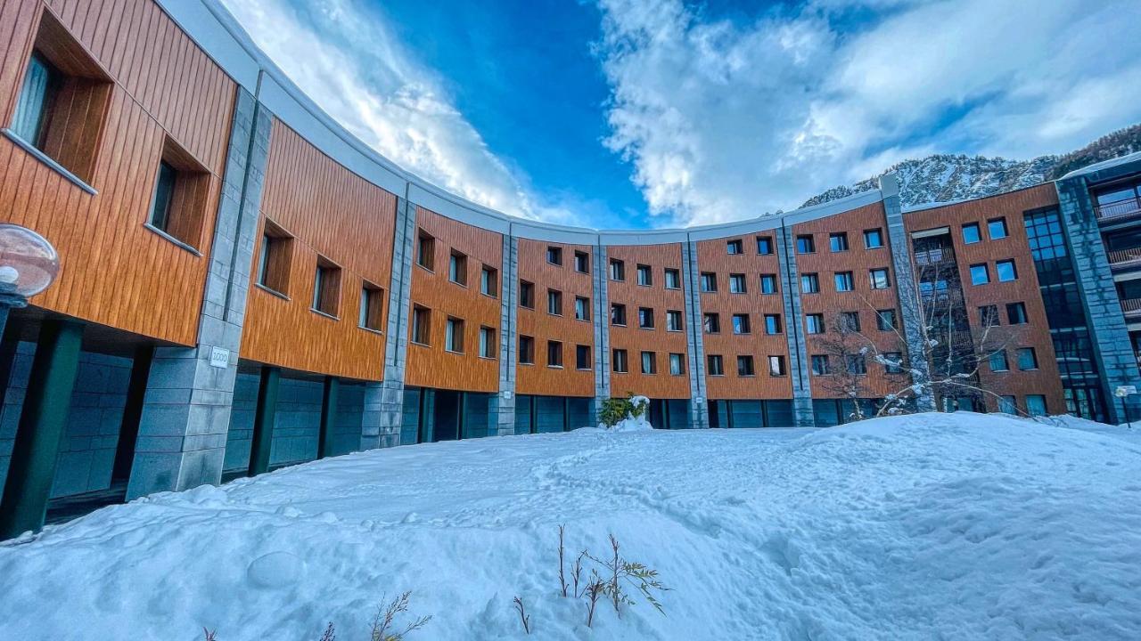 Appartamento Smith Arneis - Affitti Brevi Italia Bardonecchia Exterior foto